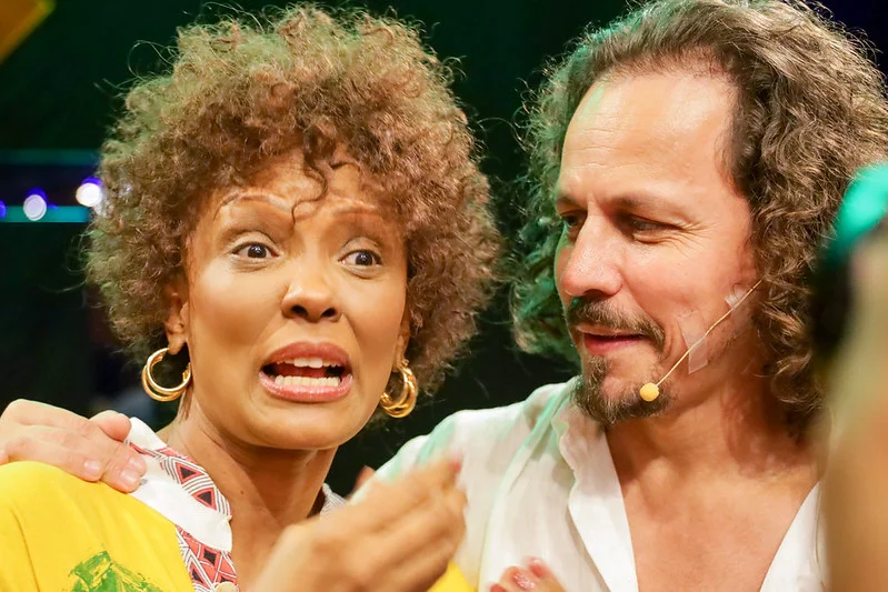 Isabel Fillardis e Well Aguiar estreiam a comédia dramática 'O Começo do Fim' no festival ‘#SouManaus Passo a Paço 2026’