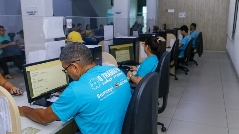 Sine Manaus oferta 737 vagas de emprego nesta quinta-feira, 22/10