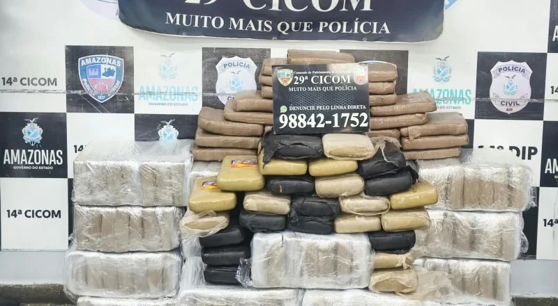 PM apreende 198 tabletes de skunk escondidos em caminhão na Zona Leste de Manaus