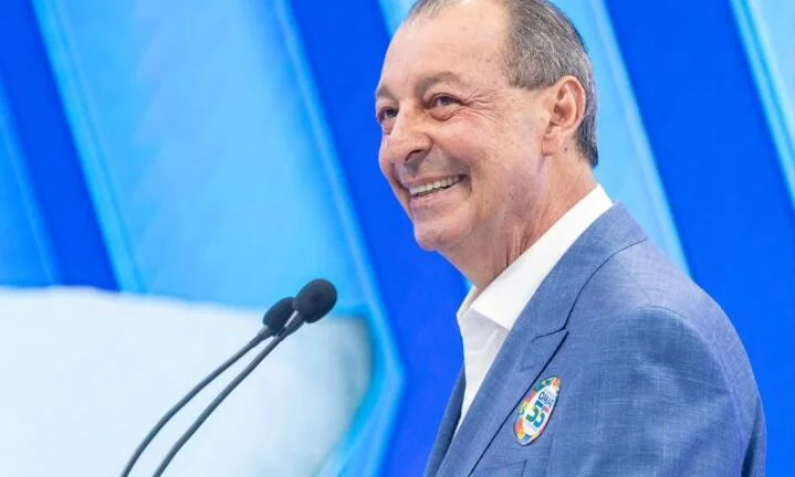 Experiente, Omar relembra entregas e apresenta propostas para novo governo em debate