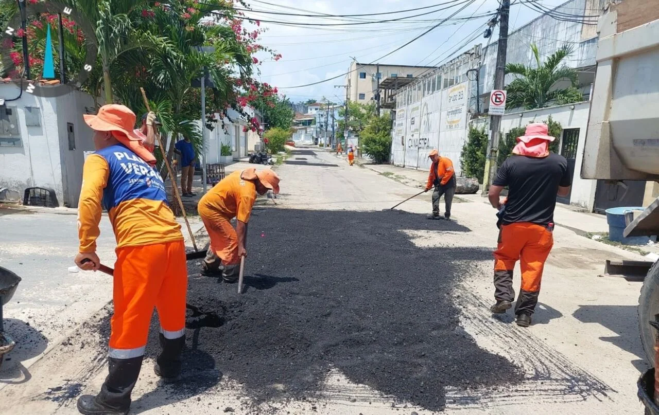  Prefeitura de Manaus conclui recuperação asfáltica da rua Virgínia Wolf, no Parque 10 de Novembro