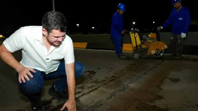 Interdição na avenida Coronel Teixeira altera trânsito e dez linhas de ônibus na Compensa