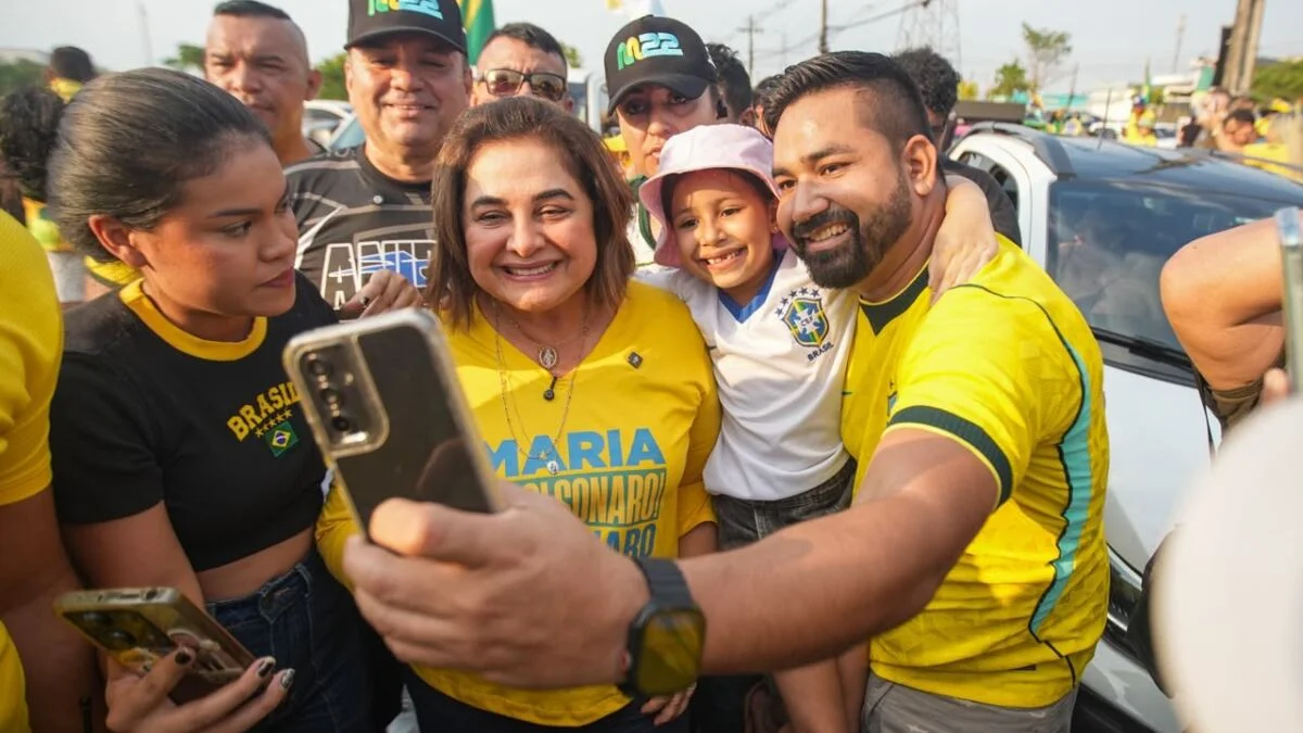 Megacarreata do 22 reúne mais de 5 mil apoiadores de Maria e Flávio nas ruas de Manaus