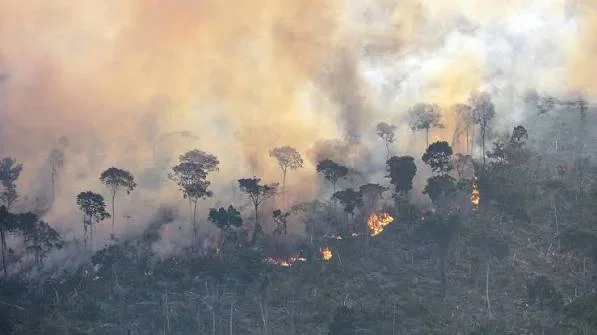 Governo Federal aponta recuo do Estado em ajuda federal e detalha repasses milionários ao Amazonas