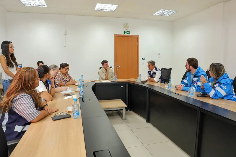 Prefeitura de Manaus reúne com a Força Nacional do SUS e apresenta demandas para reforçar assistência à saúde diante das queimadas e da estiagem que atingem o Amazonas