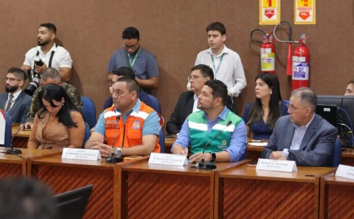 Focos de calor inflam interior e Prefeitura de Manaus une forças com União e Estado na sede da Suframa